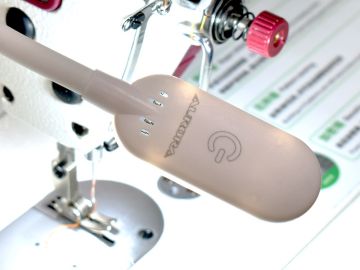 Светильник для швейной машины Aurora A-30M на магните