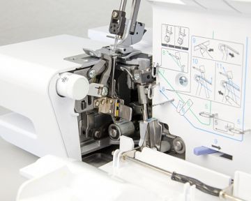 Оверлок Brother 2104D  